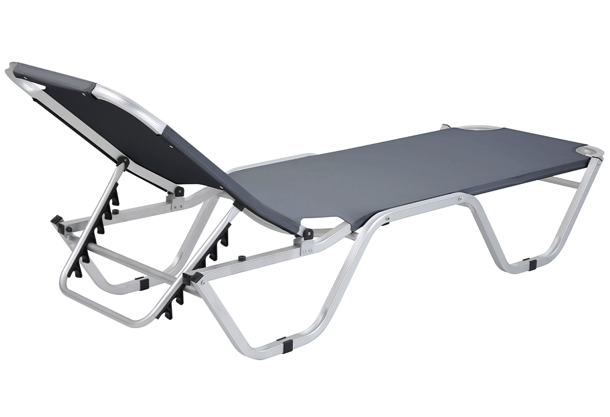 Η ρυθμιζόμενη πλάτη της ξαπλώστρας.